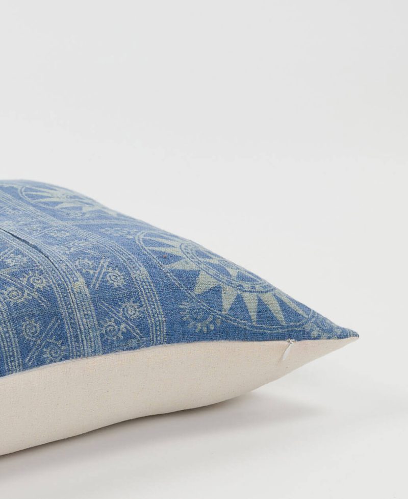 A hidden zip enclosure creating a clean finish on a pillow cover.