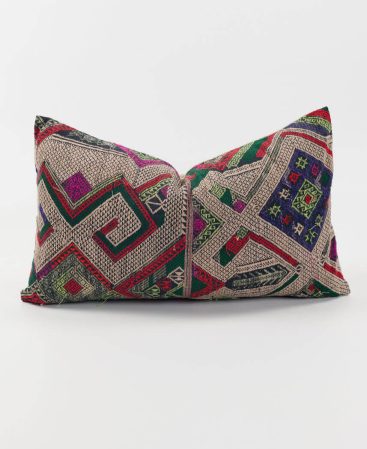 A lumbar cushion made from silk and cotton.