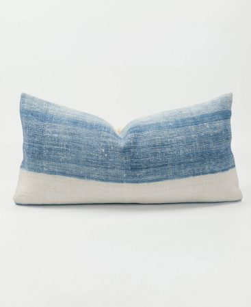A vintage indigo hemp cushion cover with rectangle shape.